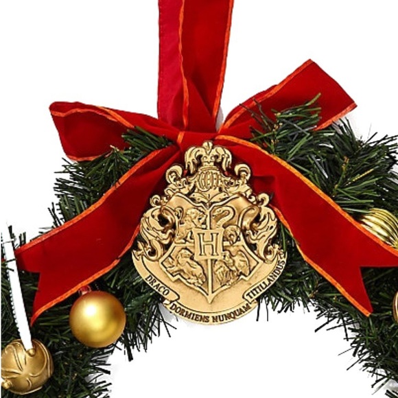 🎄 Wreath 18” Harry Potter Hogwarts Crest Snitch - Picture 2 of 8